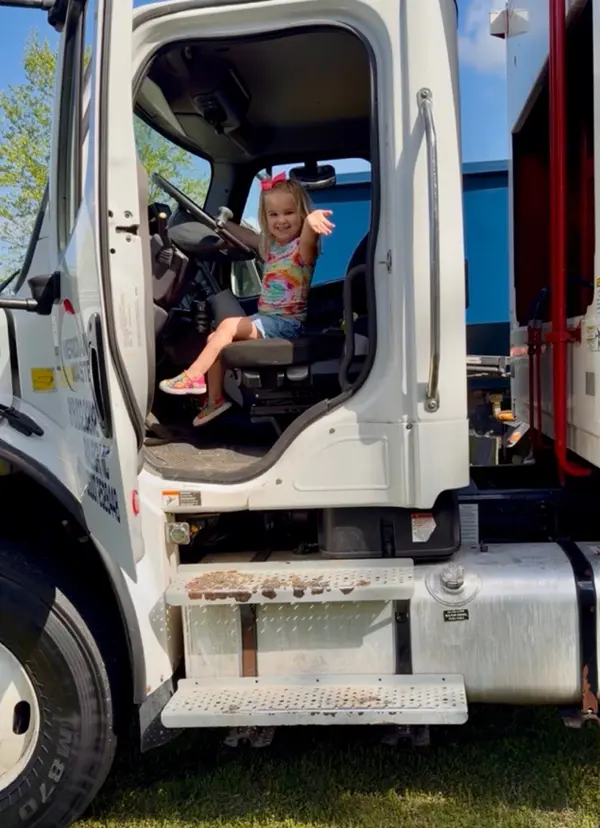 meridian_egg_girl_truck.png
