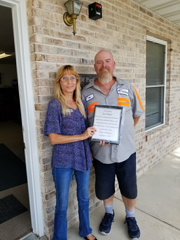 Meridian Waste Driver Receives Village of Parkway Performance & Compassion Award