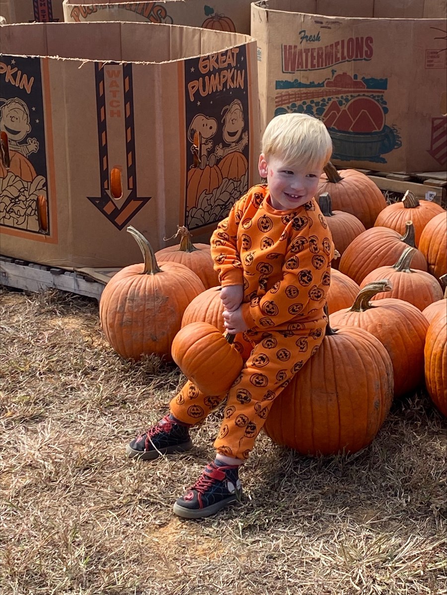 Meridian Waste Welcomes Over 700+ Neighbors & Guests at Second Annual A-MAZE-ing Pumpkin Patch