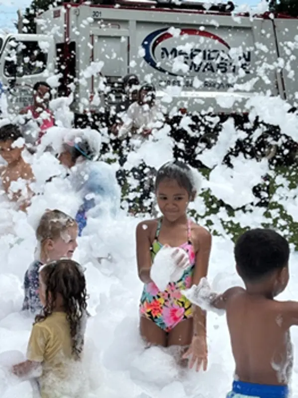 splash-bash-brings-foam-snow.png