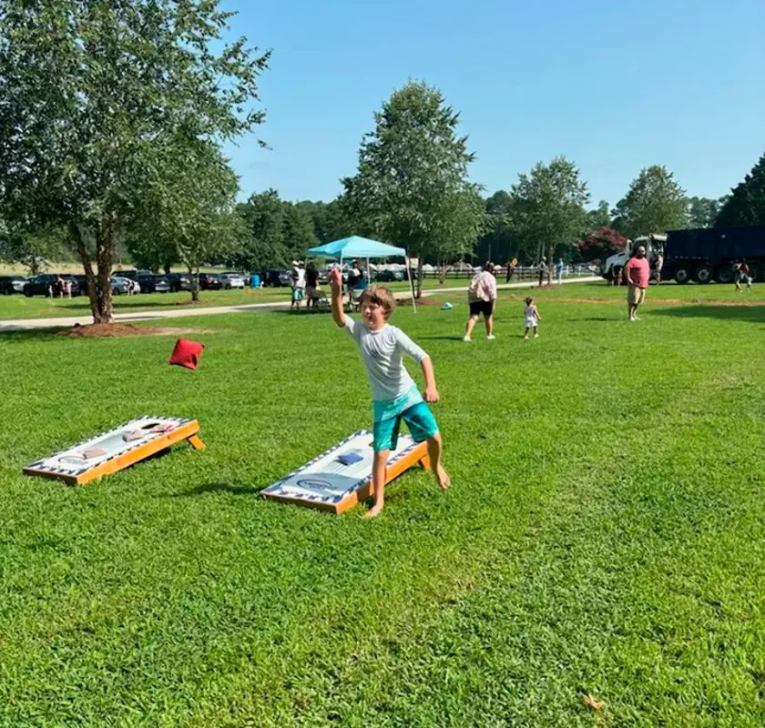 shotwell_splash_bash_2024_cornhole.jpg