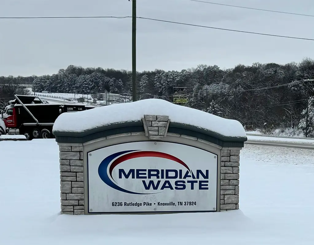 knoxville_hauling_snow.jpg