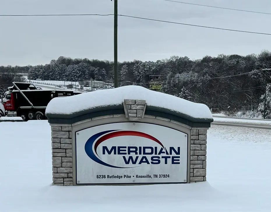 knoxville_hauling_snow.jpg