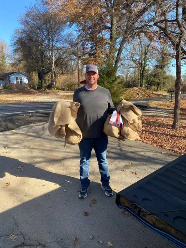 gifting_turkeys_2.jpg (1)