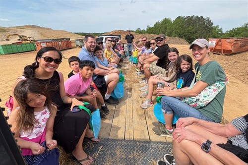 hayride-landfill-tour-4-19-2025_500x333.jpg