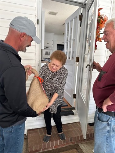 gifting_turkeys_6_500x664.jpg